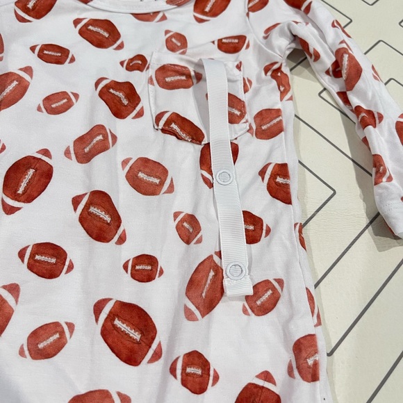 Doodalou Football Outfit - Picture 5 of 12